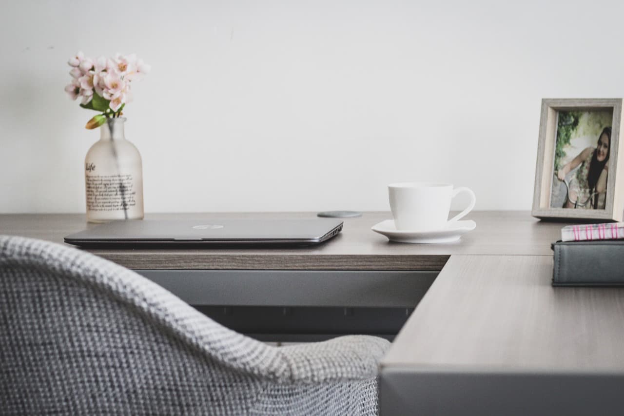 Les meilleures astuces pour aménager un coin bureau dans un petit espace